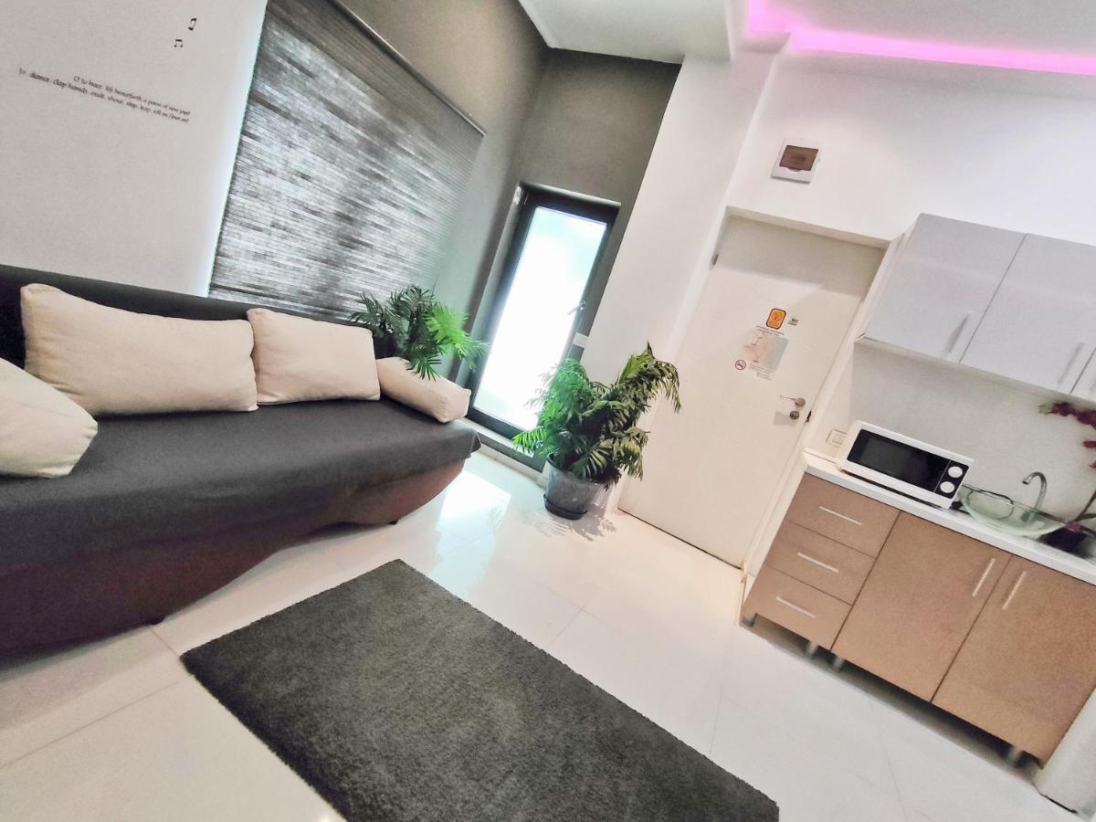 Gaia Aparthotel Констанца Экстерьер фото