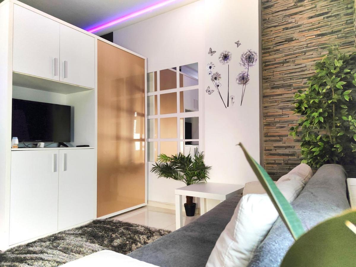 Gaia Aparthotel Констанца Экстерьер фото